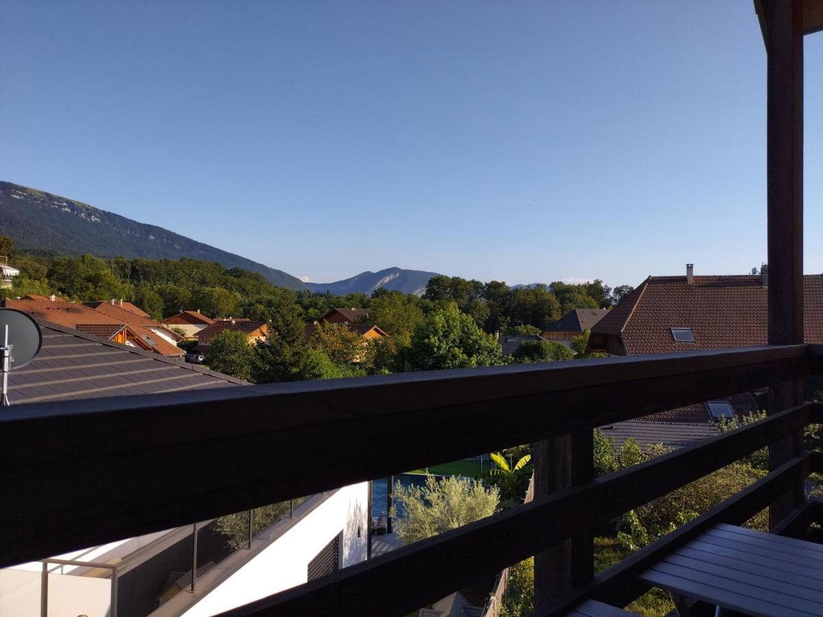 אנסי Logement Entre Lac Et Montagne מראה חיצוני תמונה