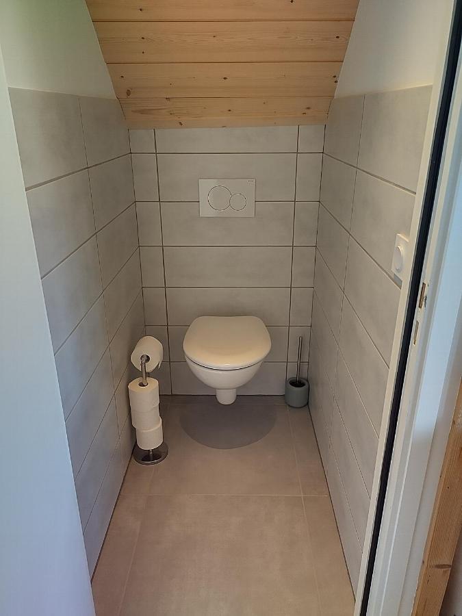 אנסי Logement Entre Lac Et Montagne מראה חיצוני תמונה